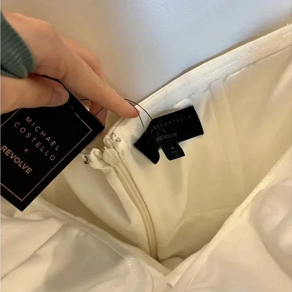 NWT Revolve x Michael Costello Karina Romper Ivory - Picture 4 of 6